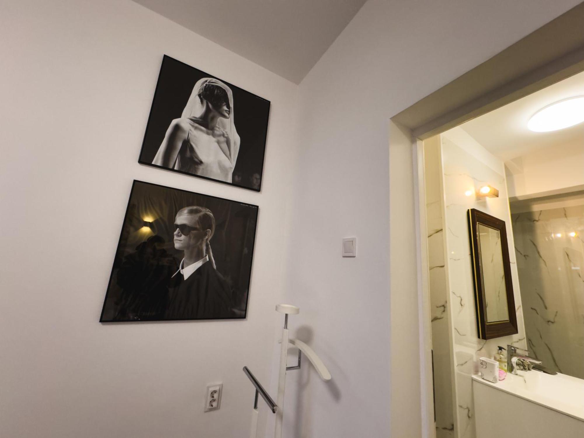 Loving Downtown Studio By Chr Luxury Property Bucharest Exterior photo